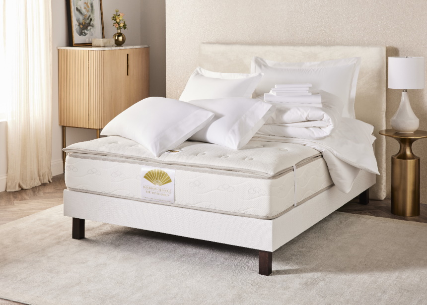 Classic Bed & Bedding Set